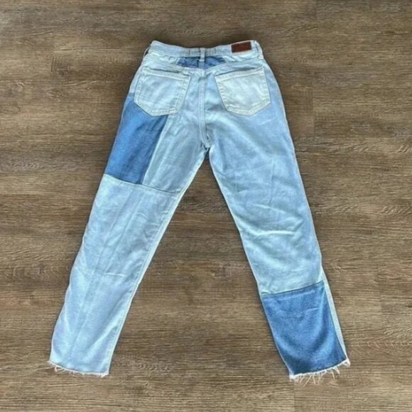 Hollister patch work ultra high rise mom jeans sz 28 - Picture 2 of 3